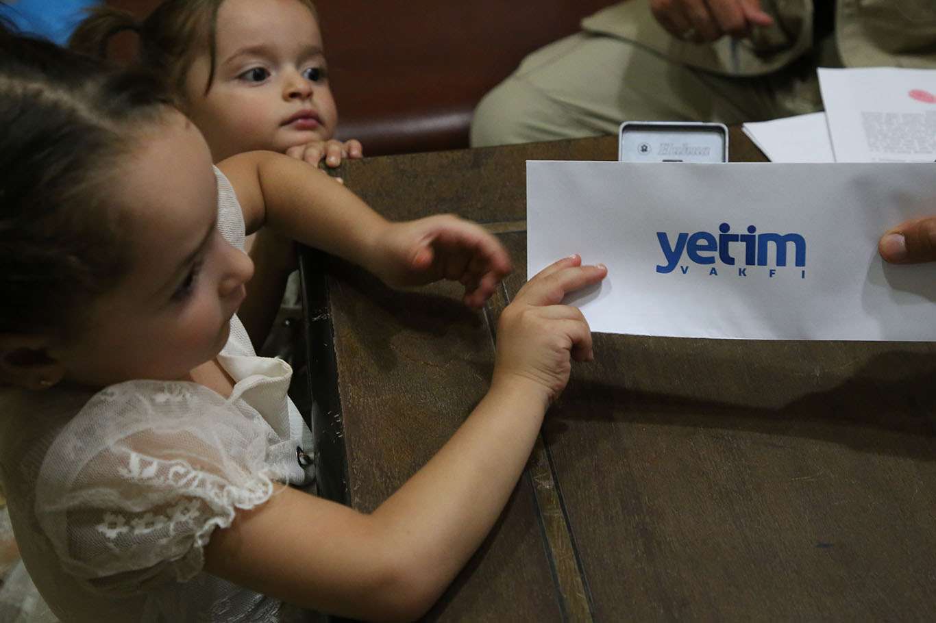 Yetim Vakfı'ndan binlerce yetime destek